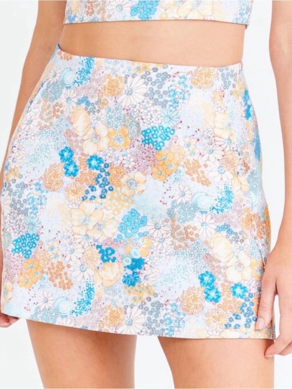 Altar’d State Retro Floral Colorful Mini Skirt Pocket Size Medium